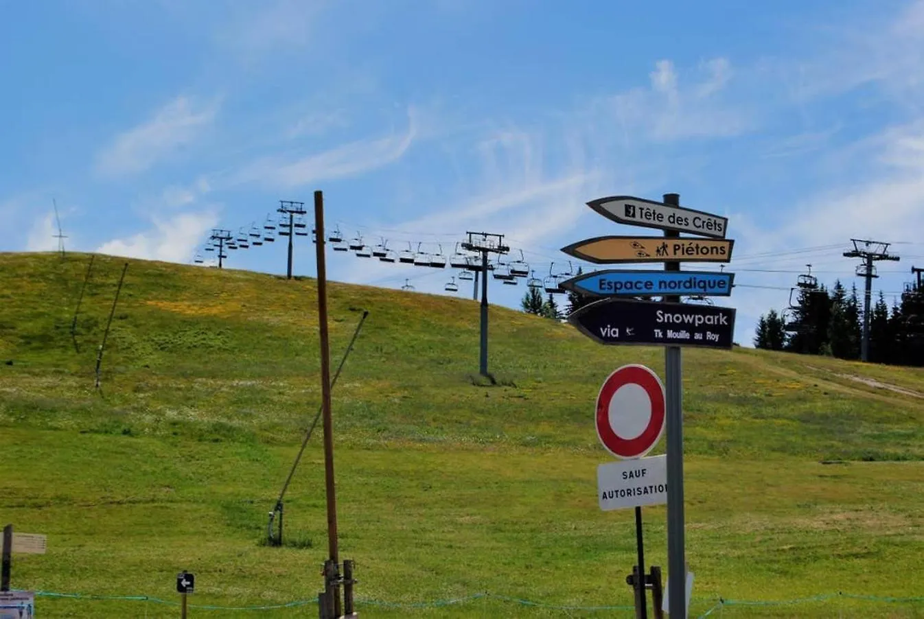 Chalet Petit Pierre Les Gets - Mountain Voyages
