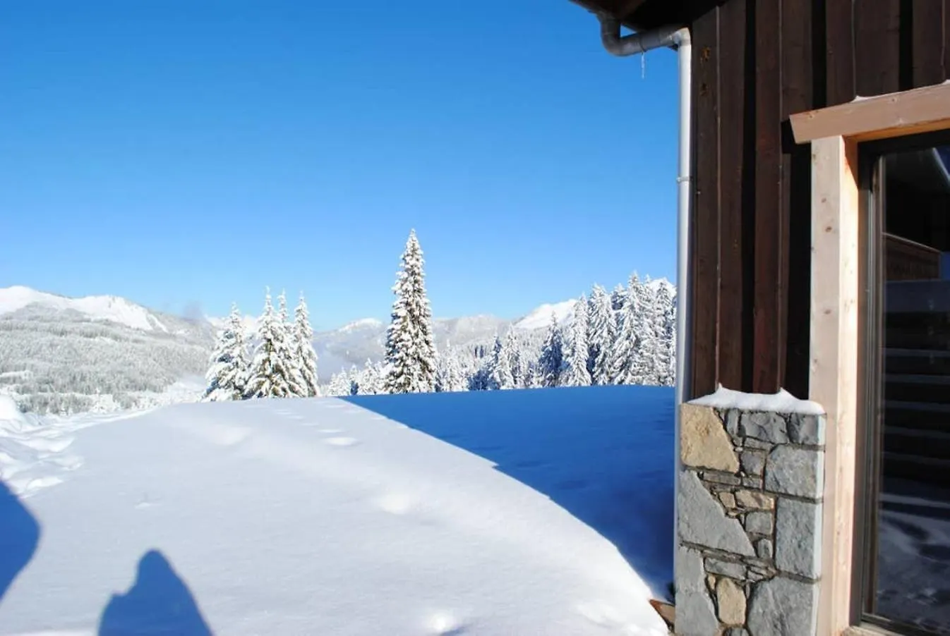 Chalet Petit Pierre Les Gets - Mountain Voyages