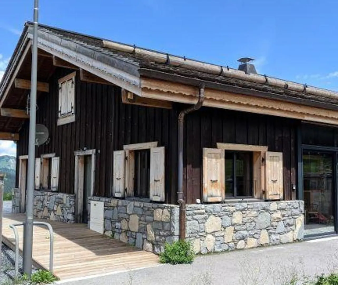Chalet Petit Pierre Les Gets - Mountain Voyages